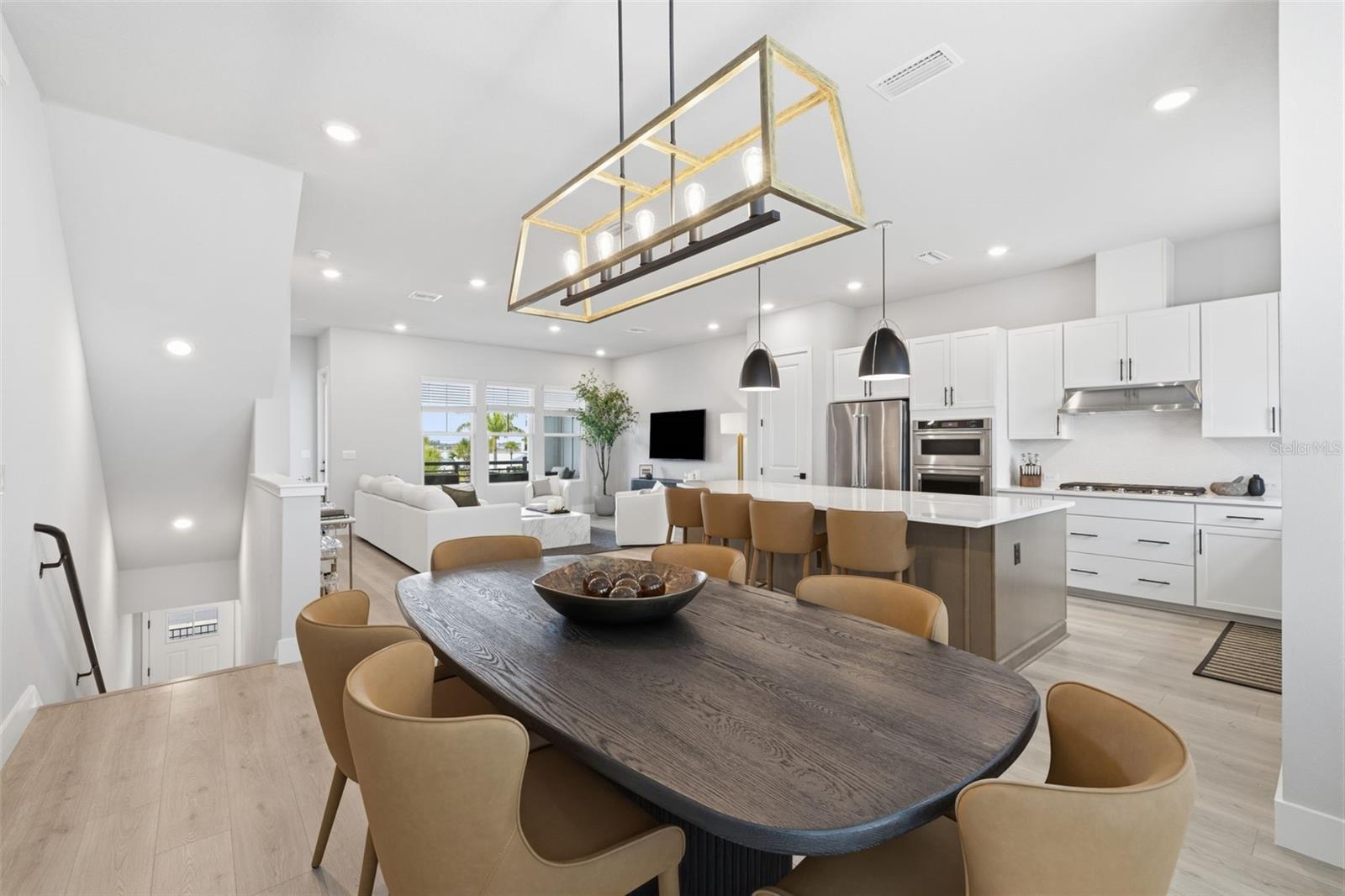 EMERALD LNDG/WATERSIDE - Residential
