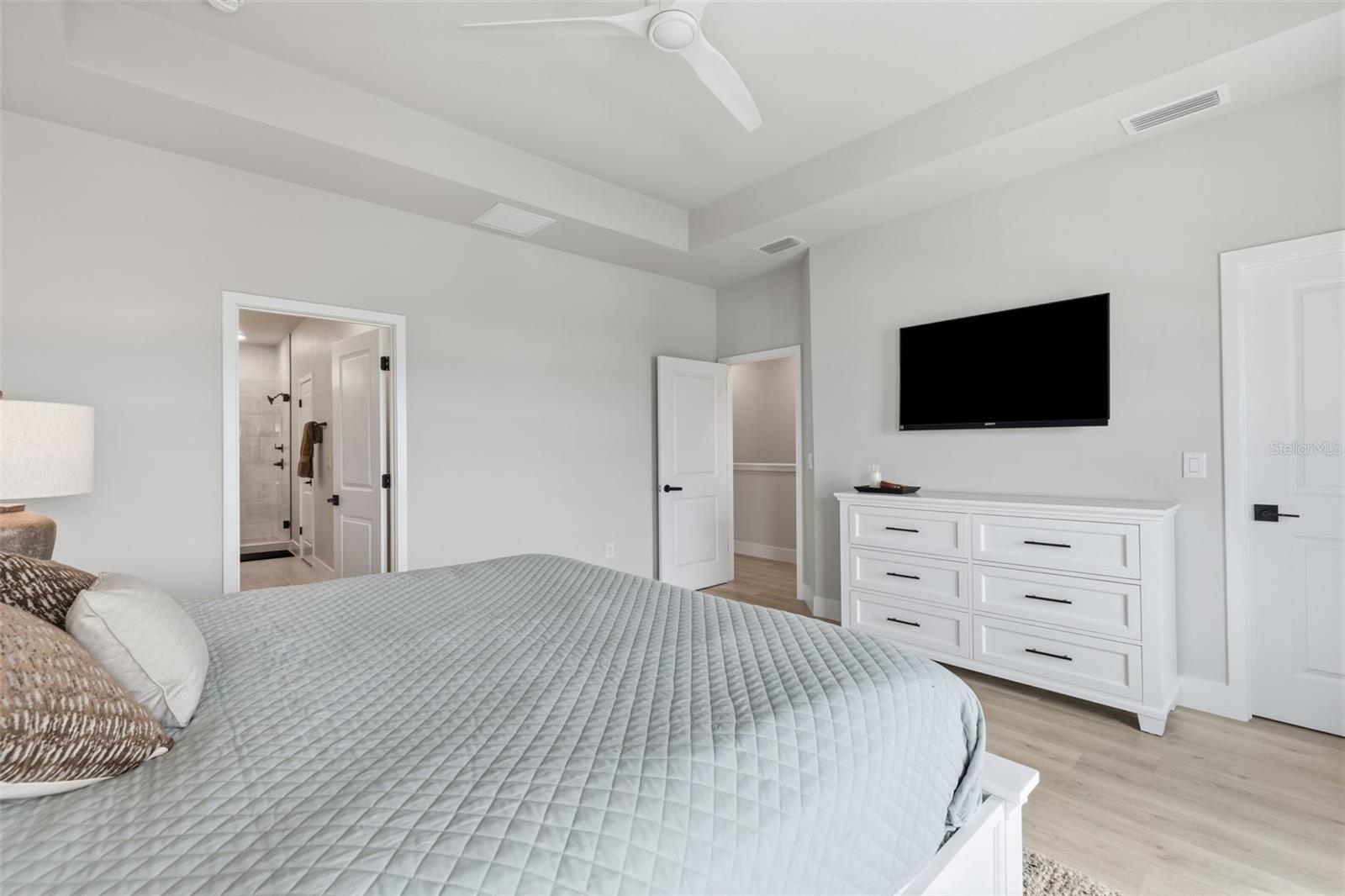 EMERALD LNDG/WATERSIDE - Residential