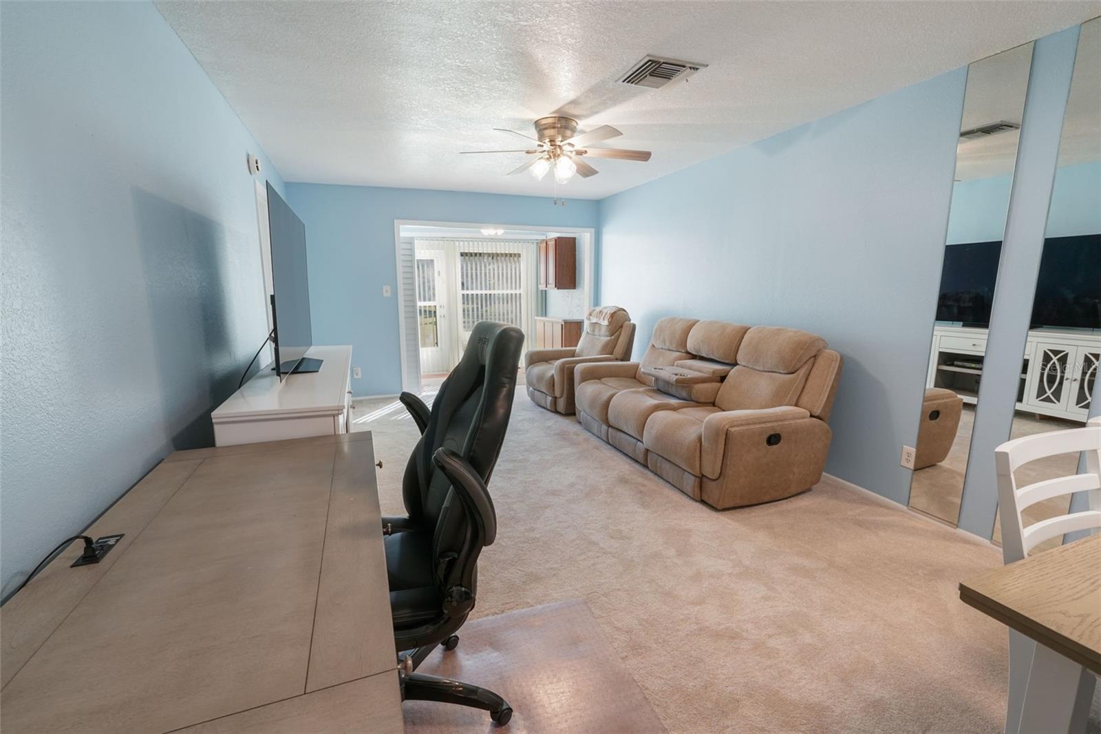WOODLAND VILLAS CONDO 1 - Residential