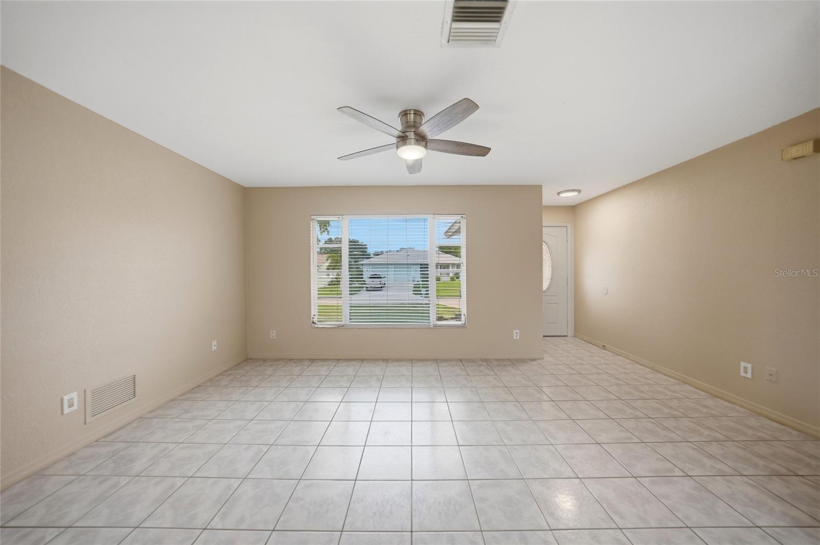 CHARLOTTE PARK - Residential
