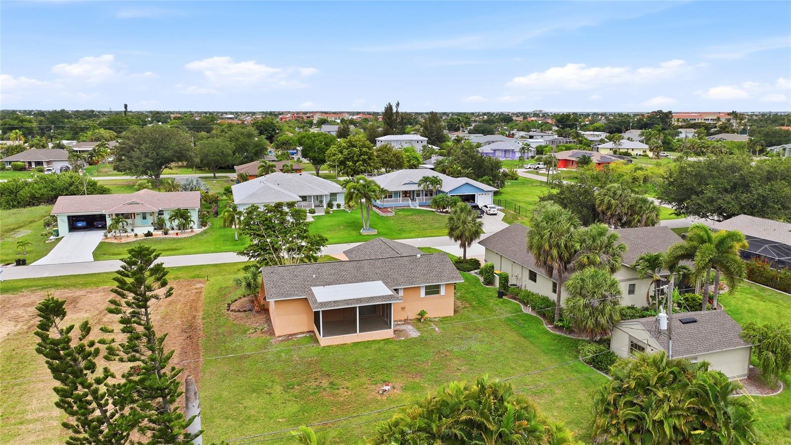 CHARLOTTE PARK - Residential