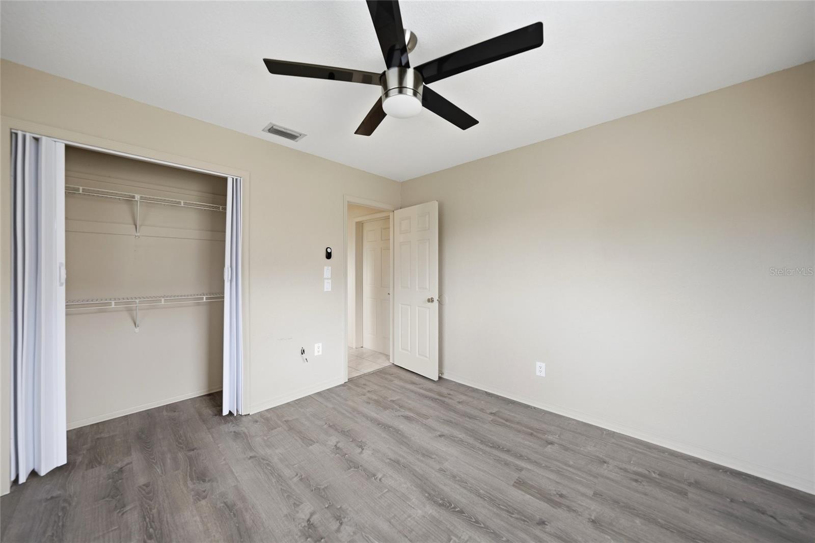 CHARLOTTE PARK - Residential