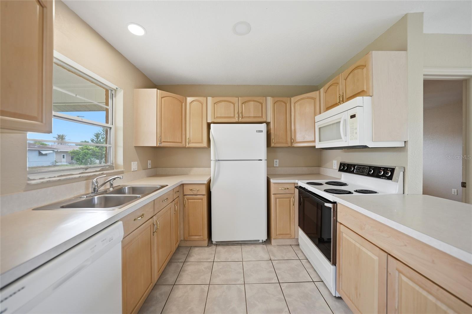 CHARLOTTE PARK - Residential