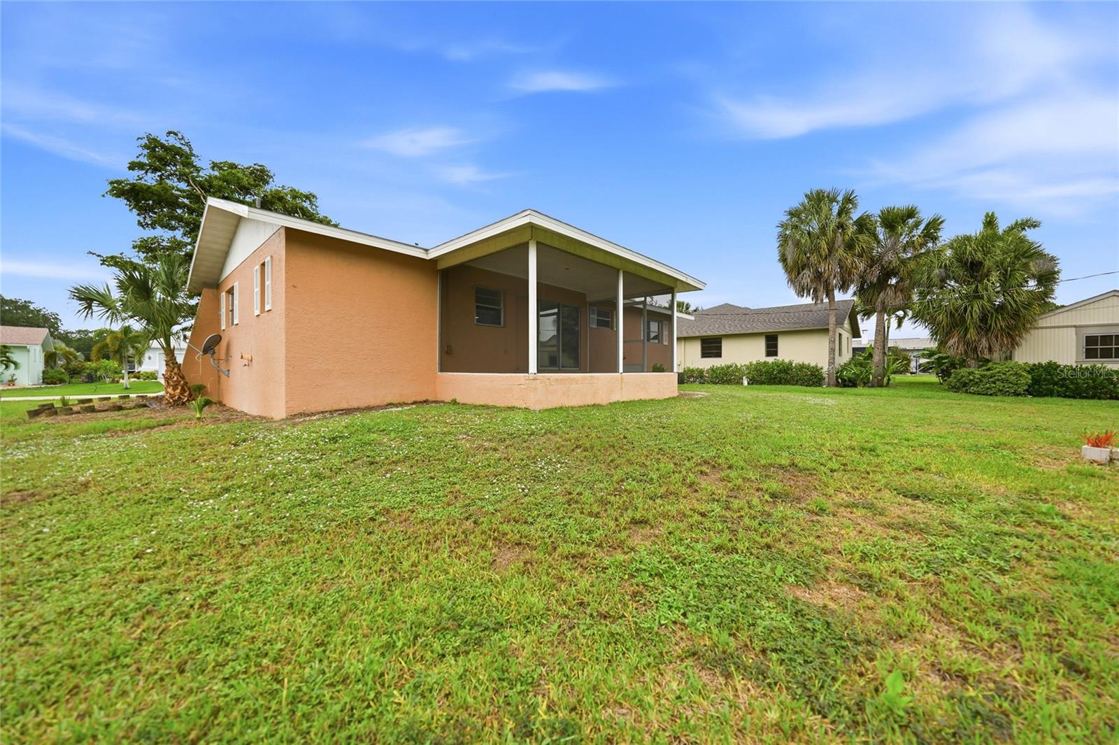 CHARLOTTE PARK - Residential