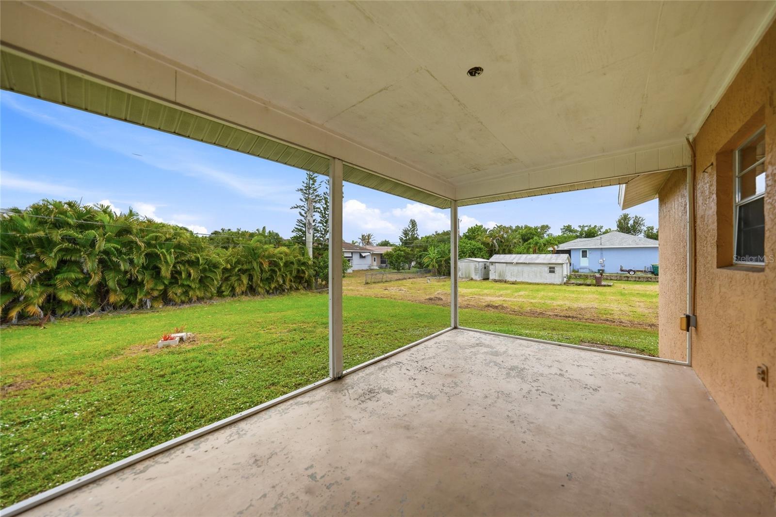 CHARLOTTE PARK - Residential