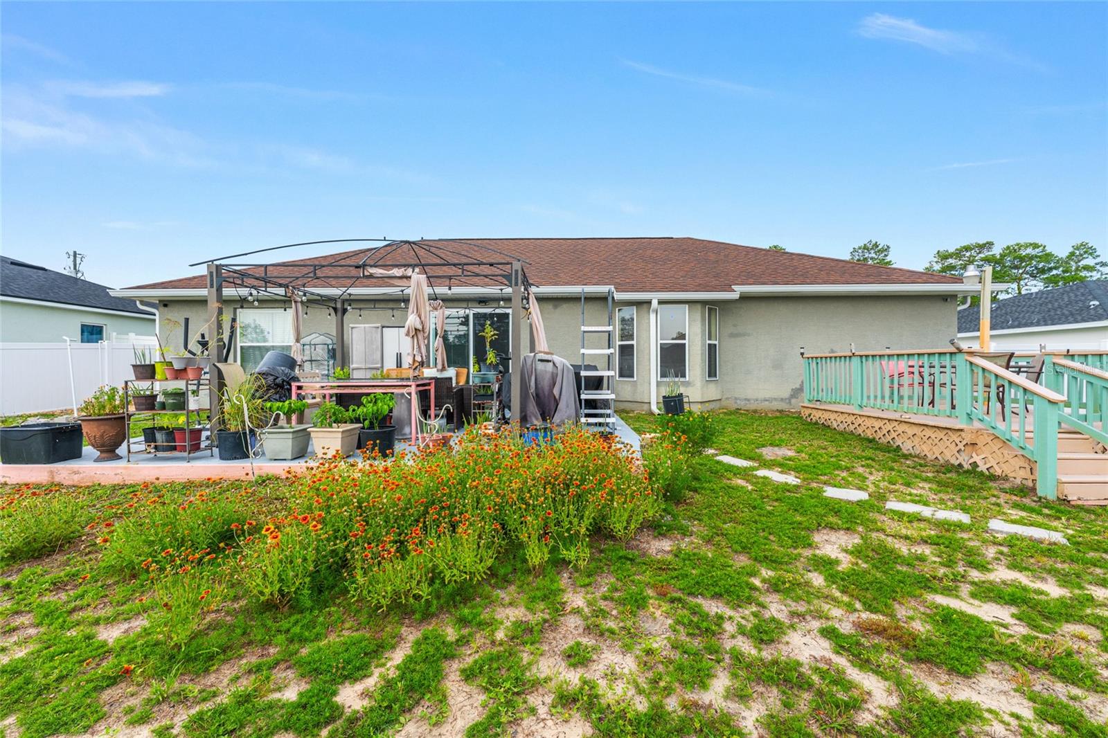 MARION OAKS - Residential