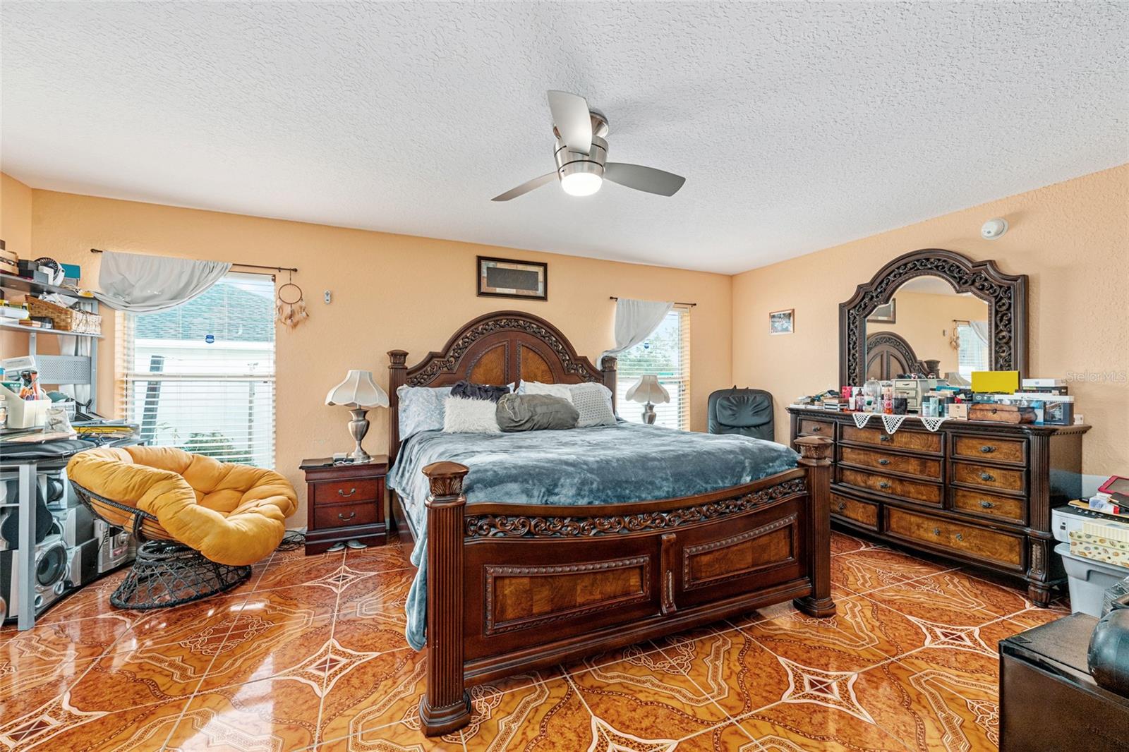 MARION OAKS - Residential