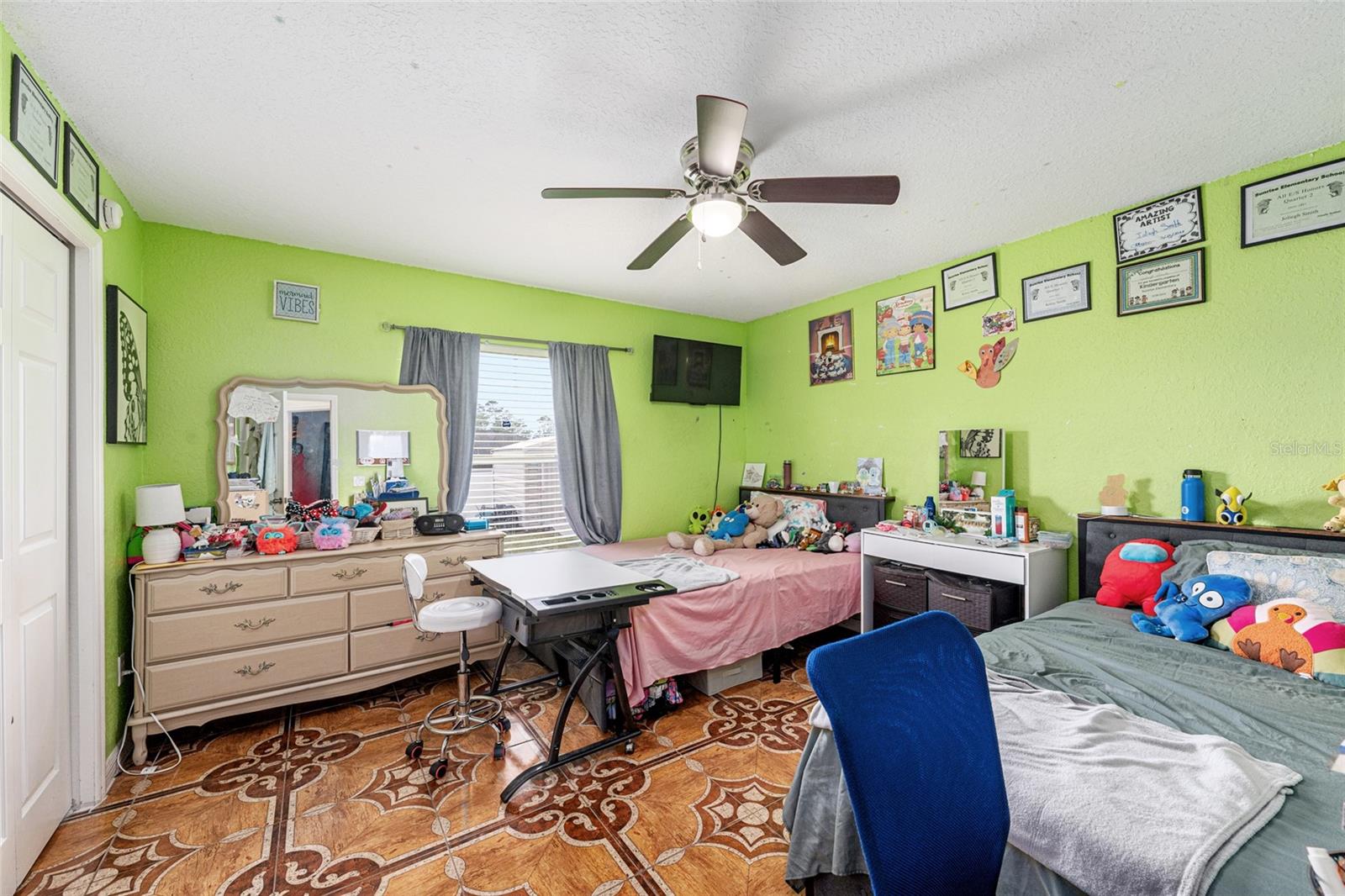 MARION OAKS - Residential