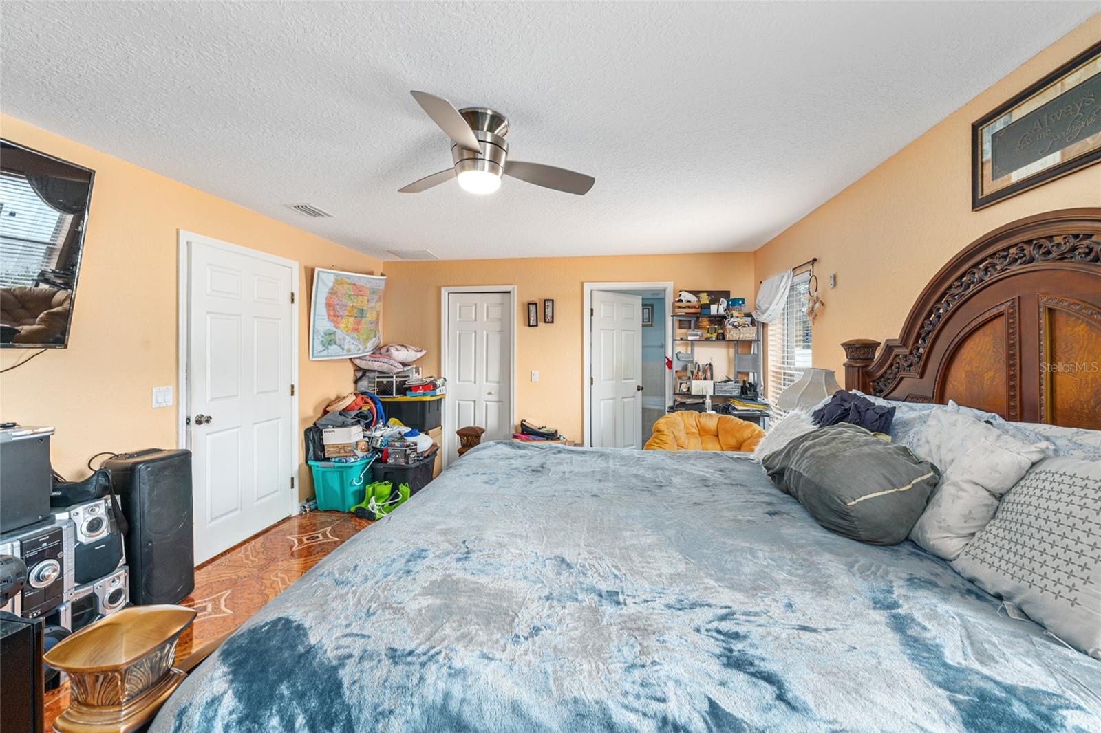 MARION OAKS - Residential