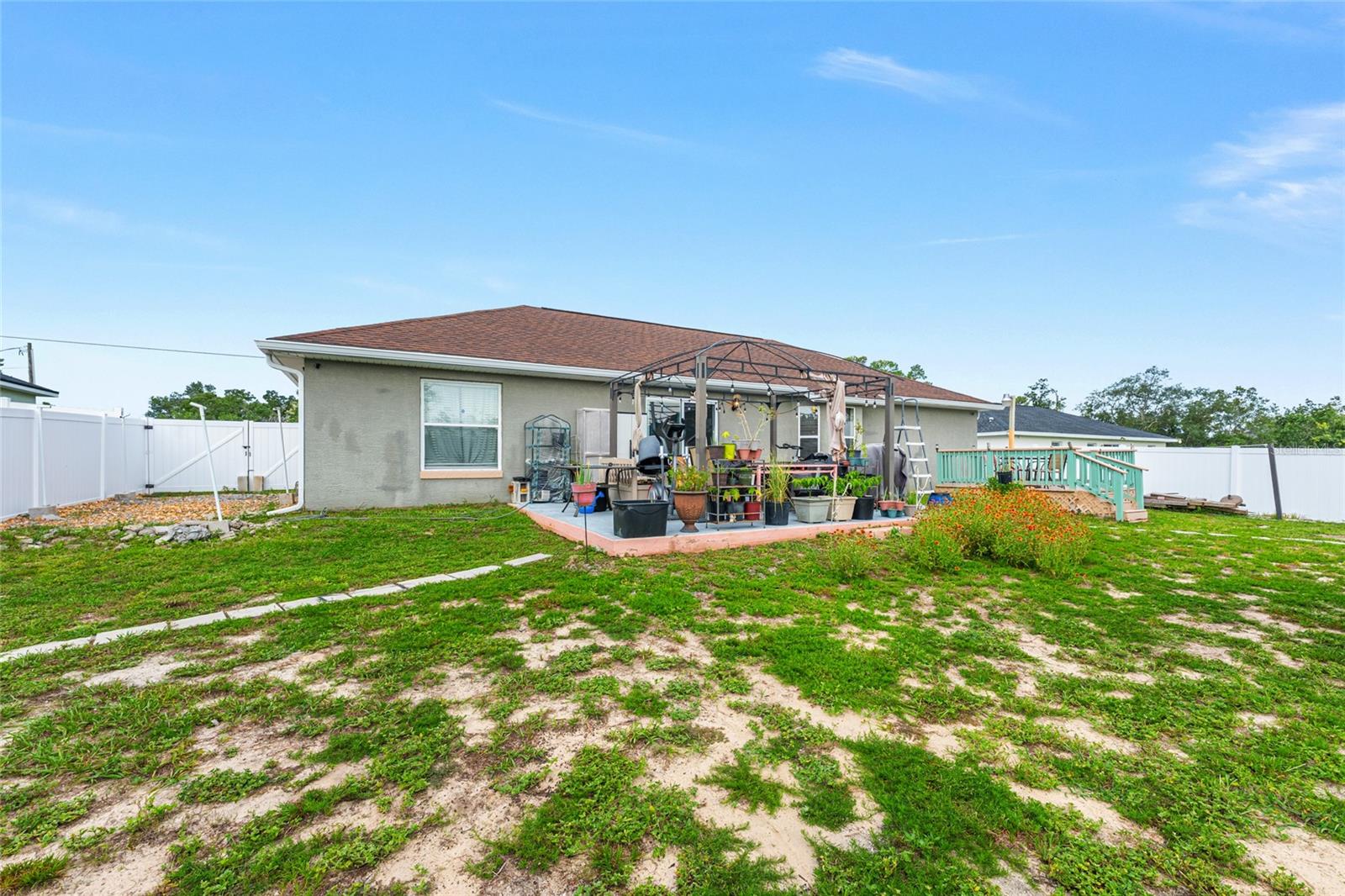 MARION OAKS - Residential