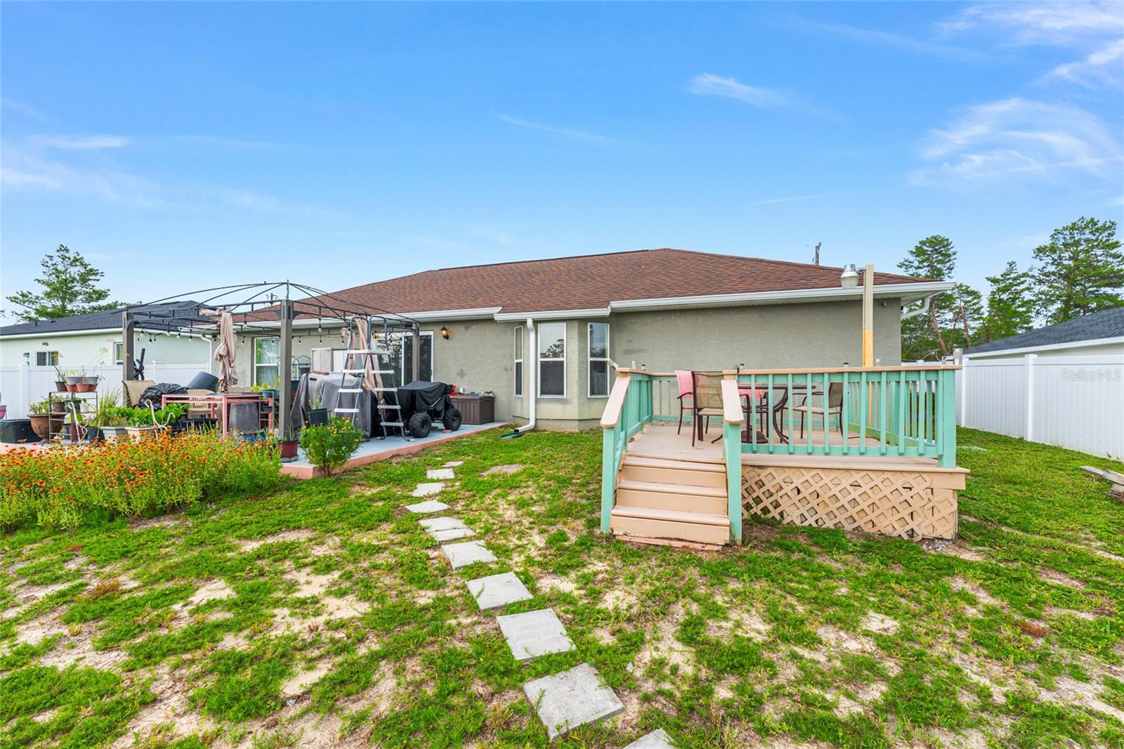 MARION OAKS - Residential