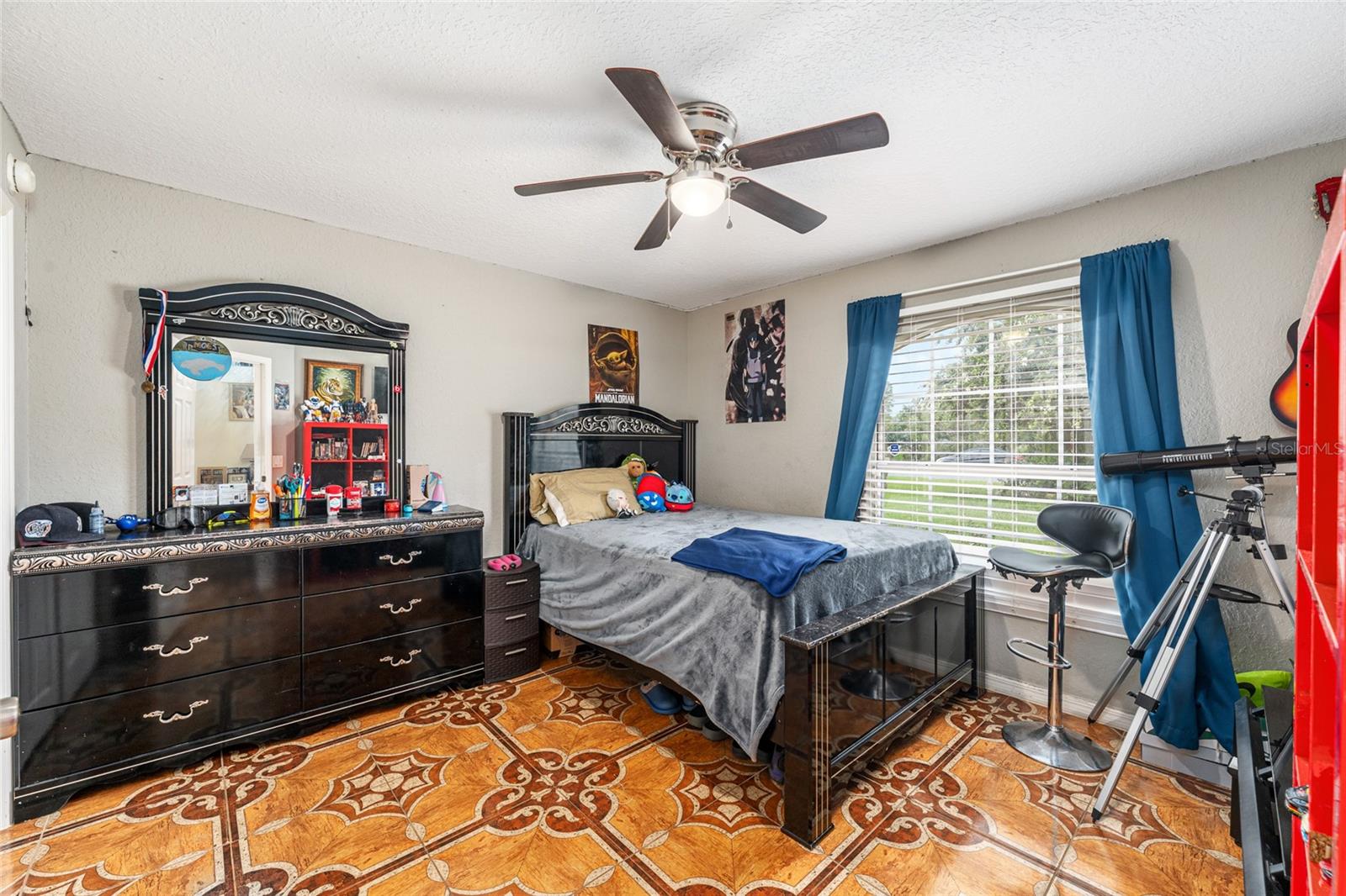 MARION OAKS - Residential