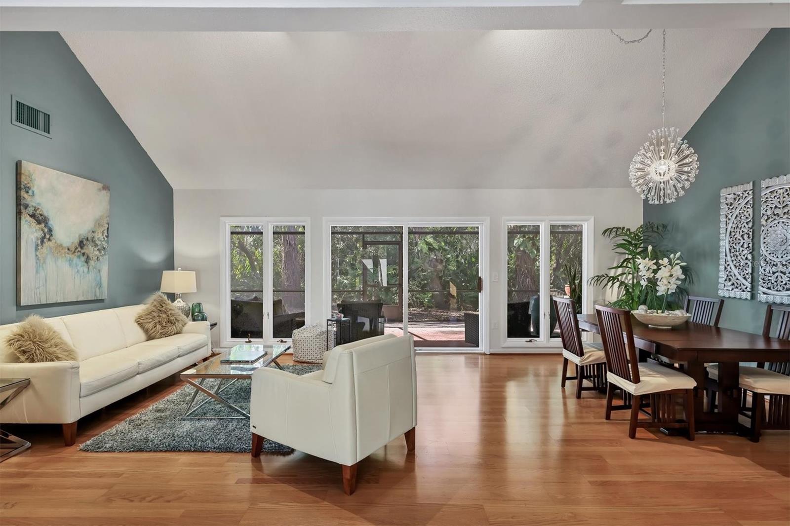 LONGWOOD VILLAS - Residential