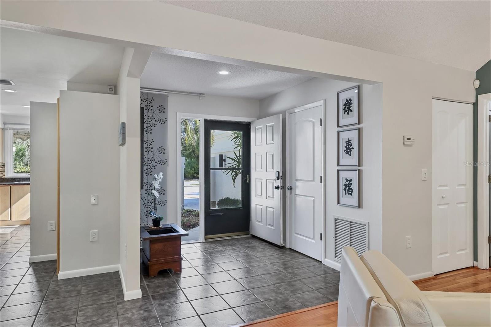 LONGWOOD VILLAS - Residential