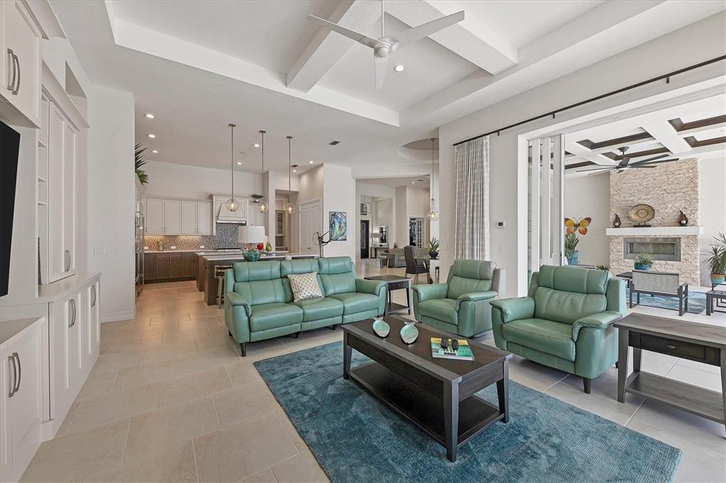 LAKE VIEW ESTATES AT THE LAKE CLUB - Residential