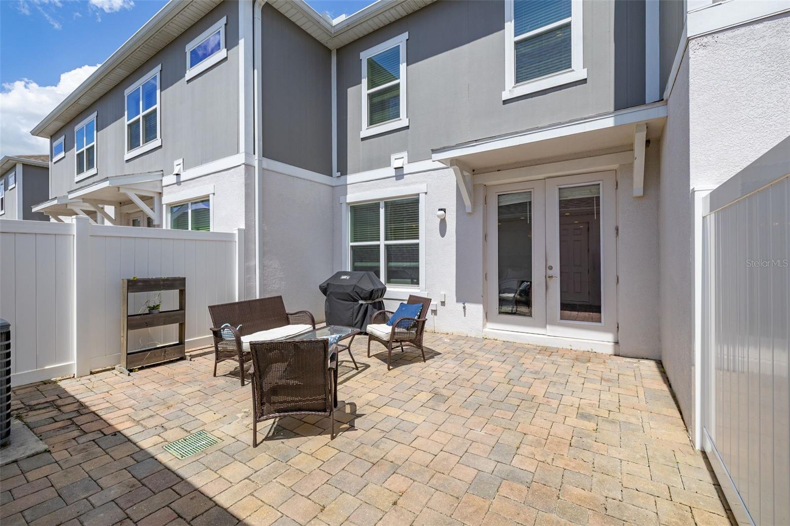 WINDING BAY PRESERVE - Residential Lease