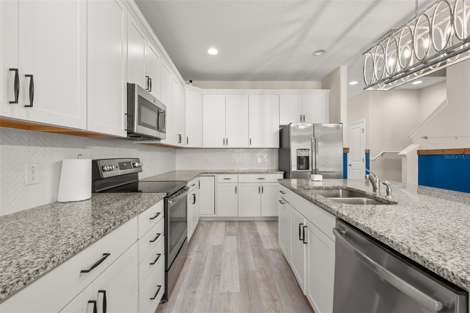 WINDING BAY PRESERVE - Residential Lease