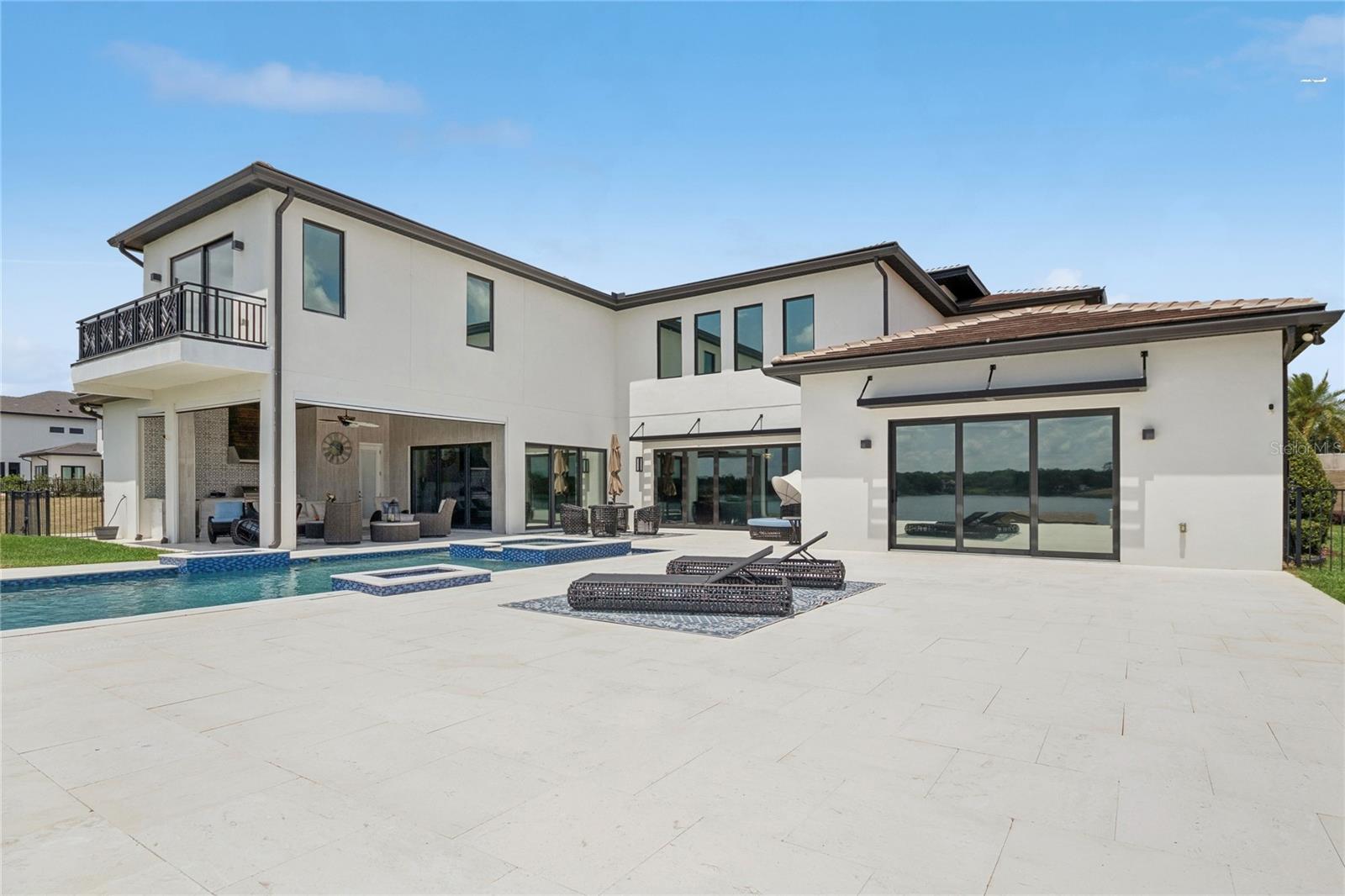 LAKE OLIVIA RESERVE - Residential