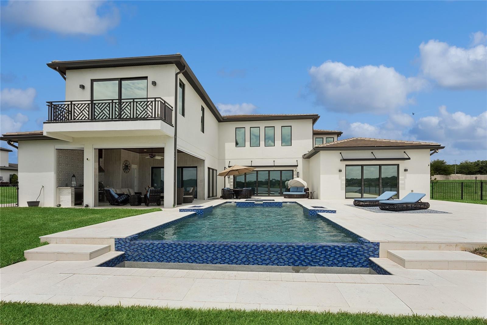 LAKE OLIVIA RESERVE - Residential