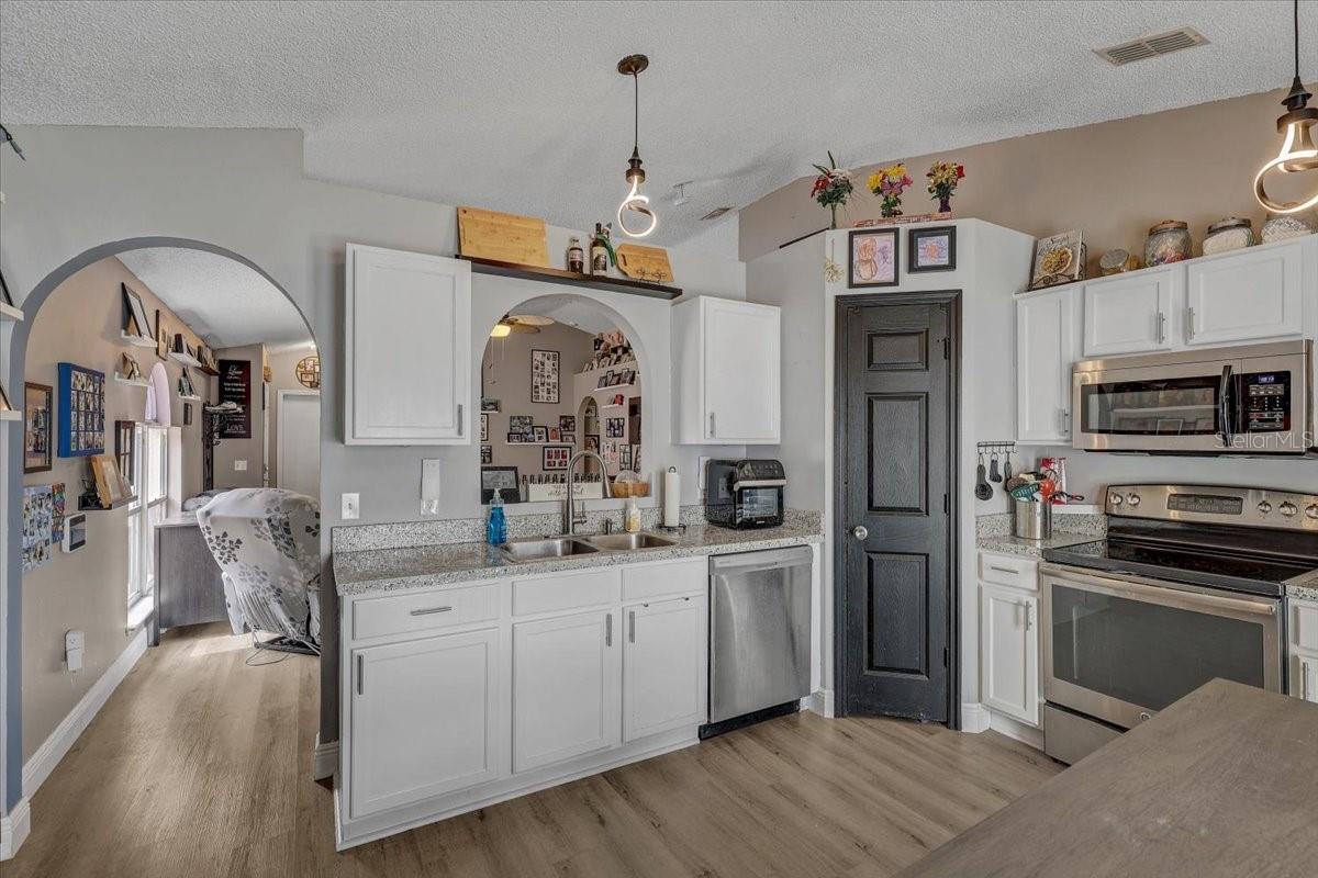 CHAPEL PINES PH 1B - Residential