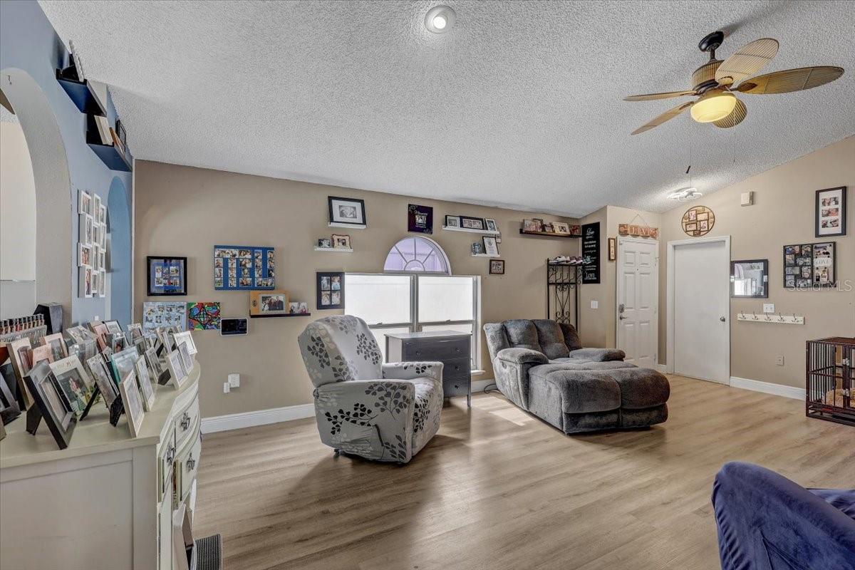 CHAPEL PINES PH 1B - Residential