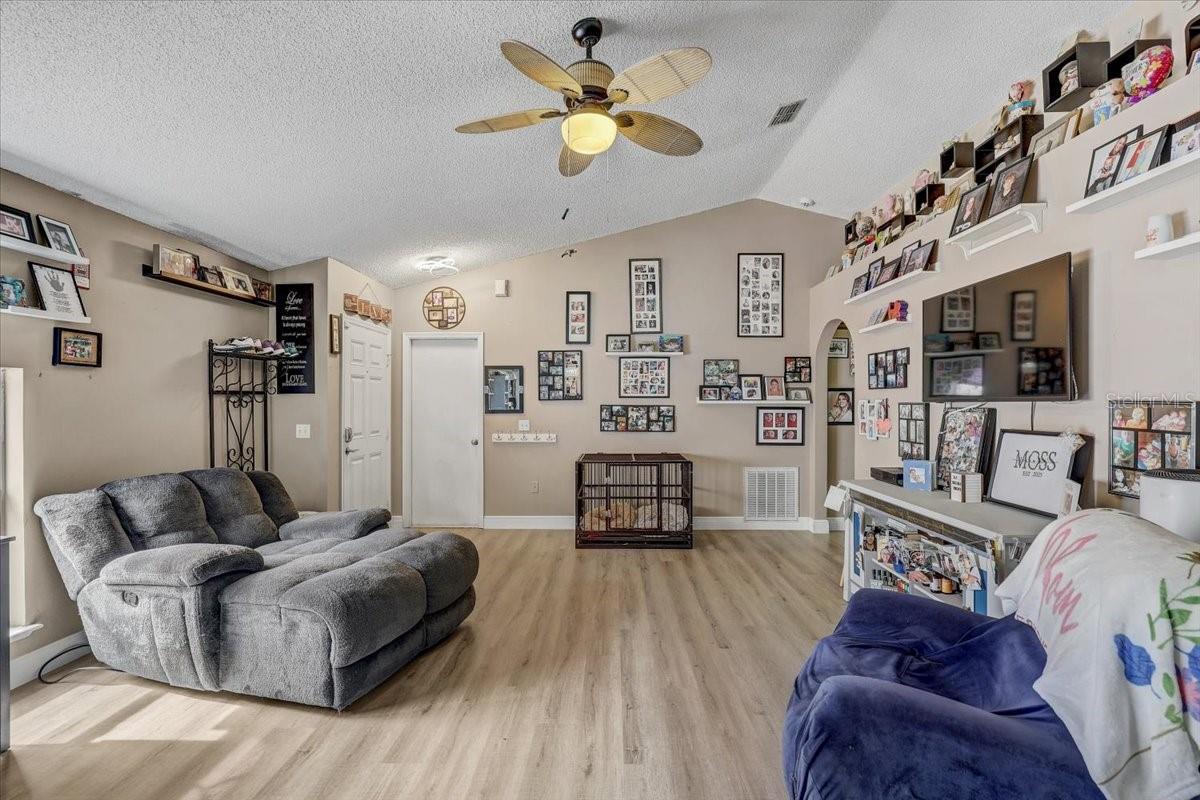 CHAPEL PINES PH 1B - Residential