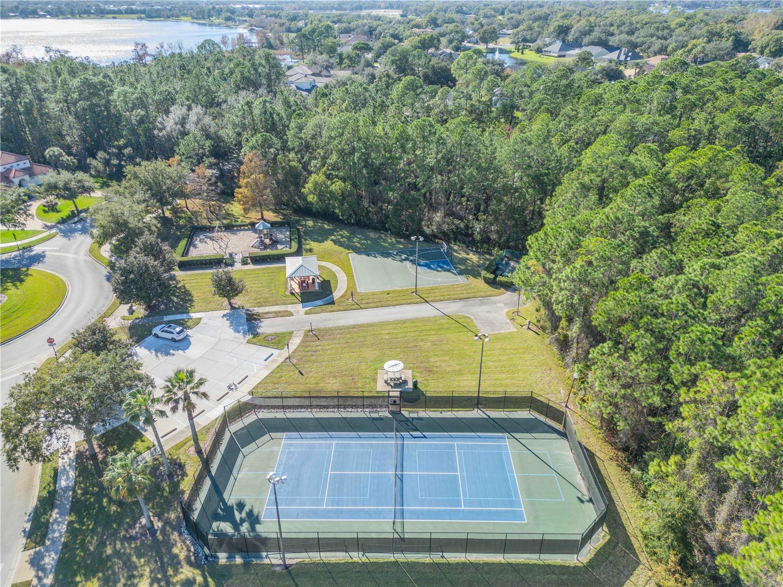 MOUNT DORA LOCH LEVEN PH 05 - Residential