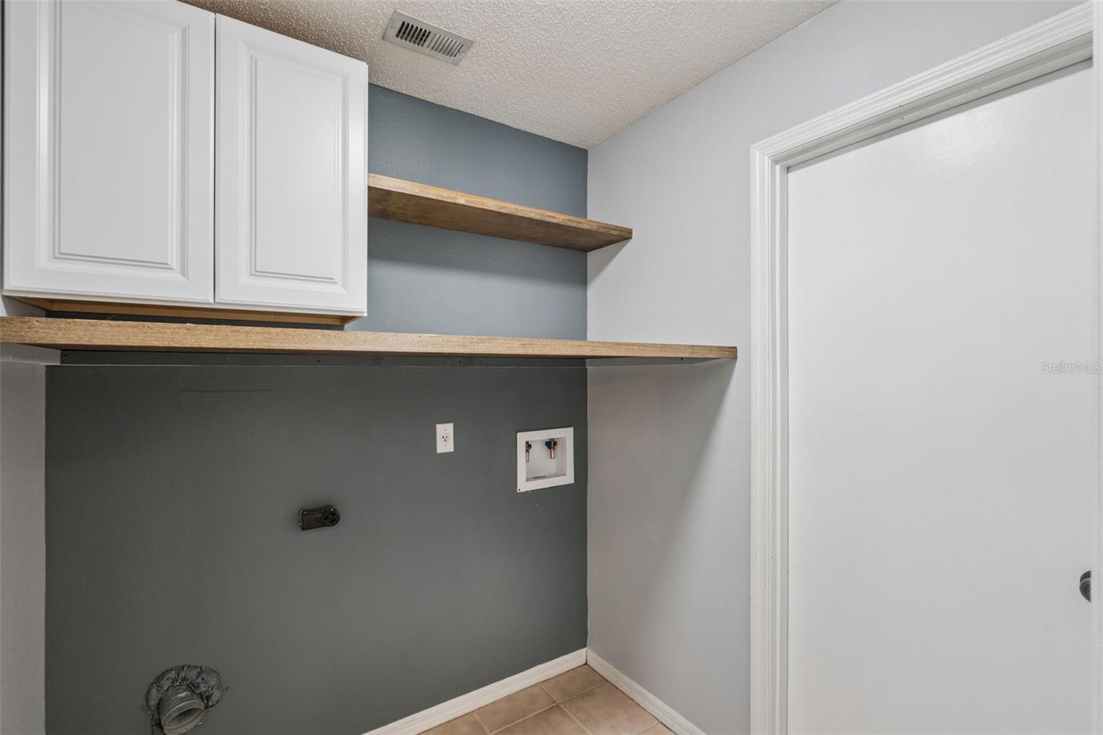 COUNTRY CREEK FOREST EDGE UNIT II - Residential