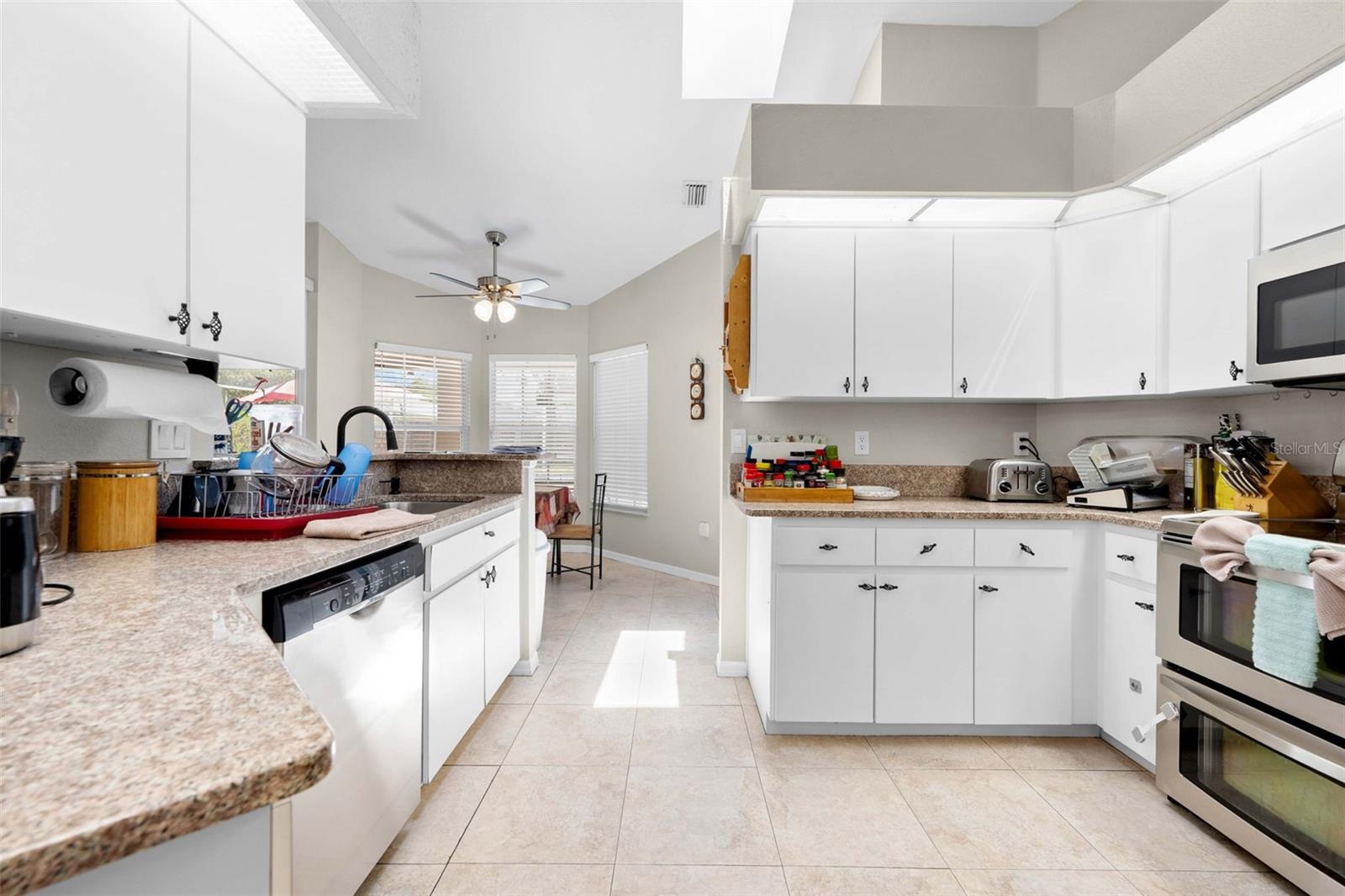 SPRING HILL - Residential