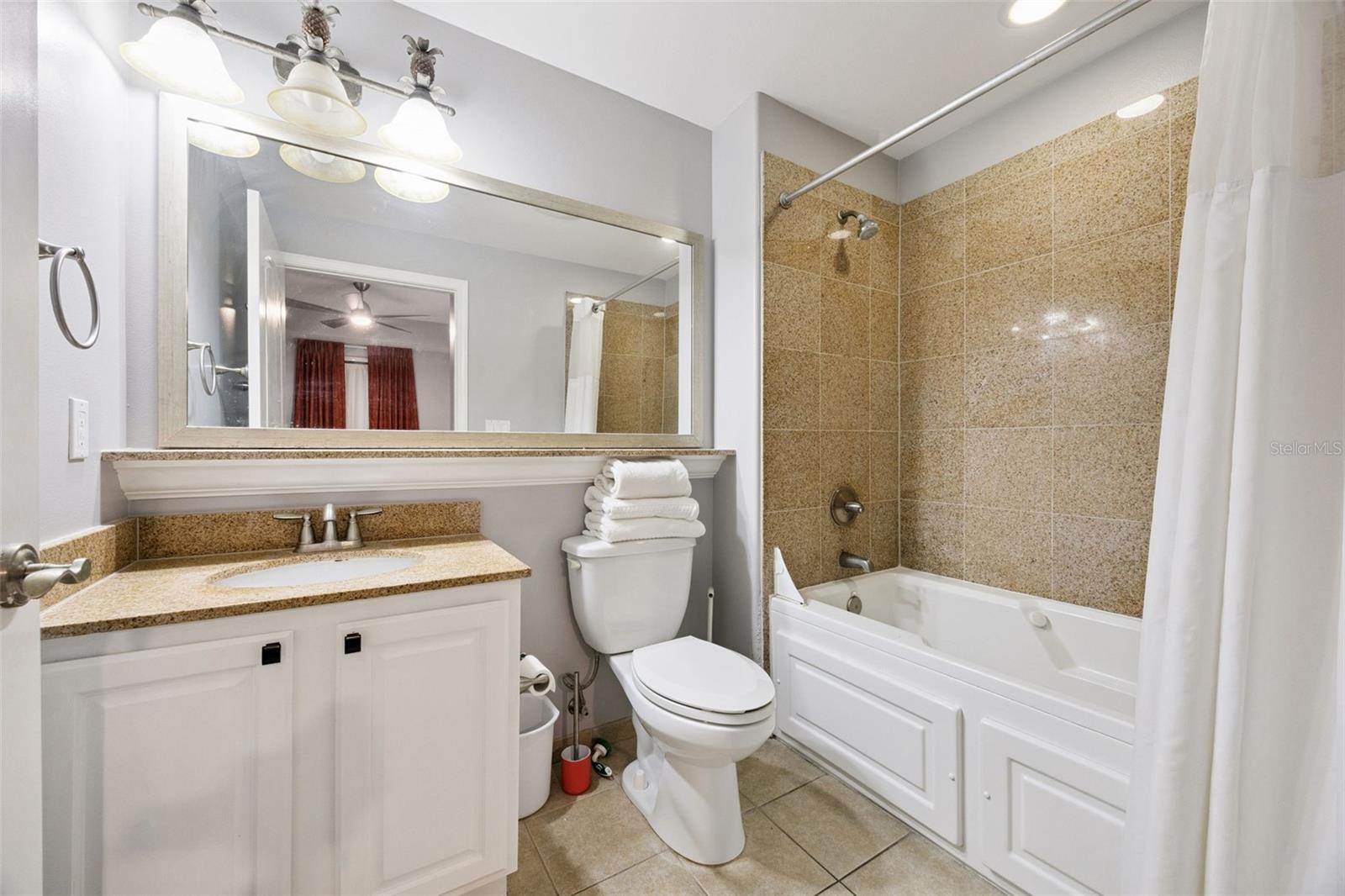 BLUE HERON BCH RESIDENCE TWR 02 CONDO - Residential