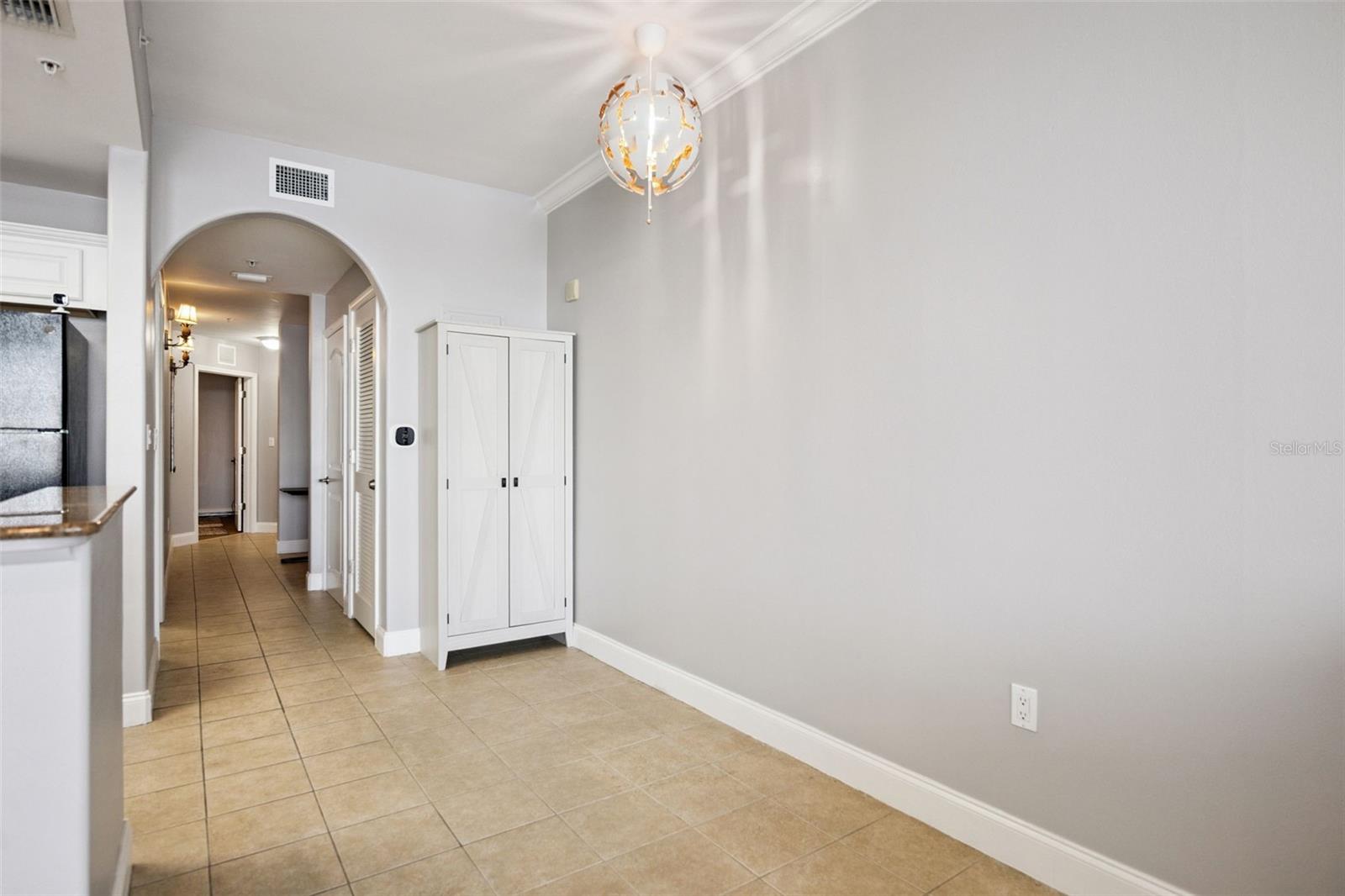 BLUE HERON BCH RESIDENCE TWR 02 CONDO - Residential