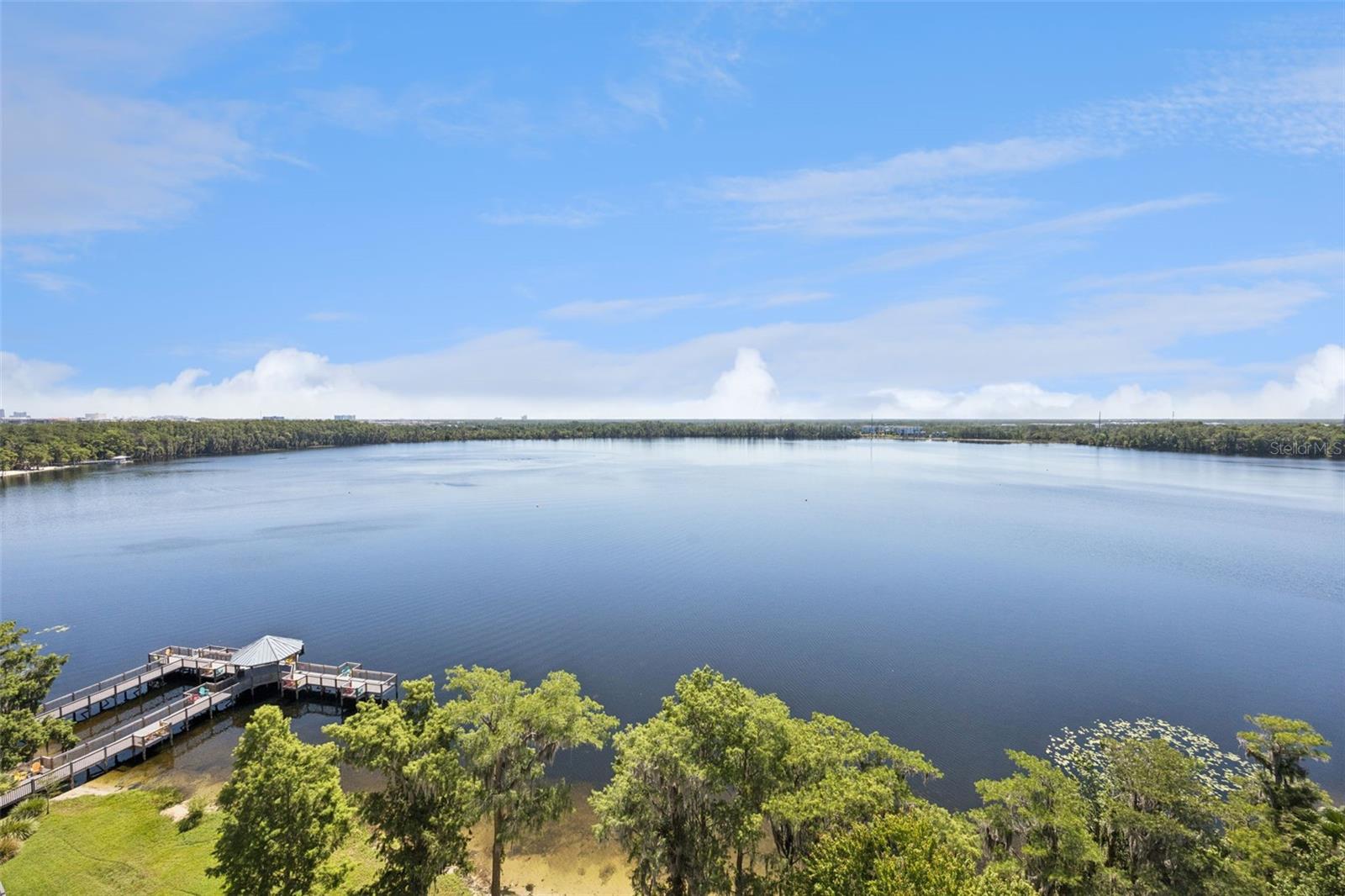 BLUE HERON BCH RESIDENCE TWR 02 CONDO - Residential