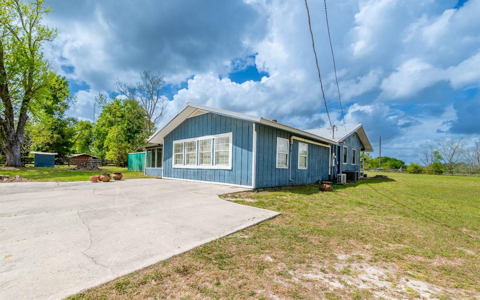 OAKWOOD ACRES - Residential