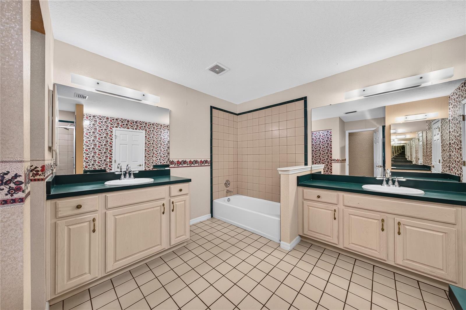 CHESTERHILL ESTATES - Residential