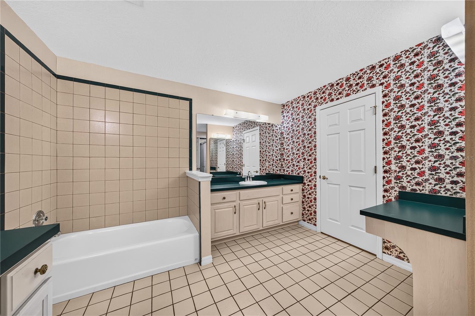 CHESTERHILL ESTATES - Residential