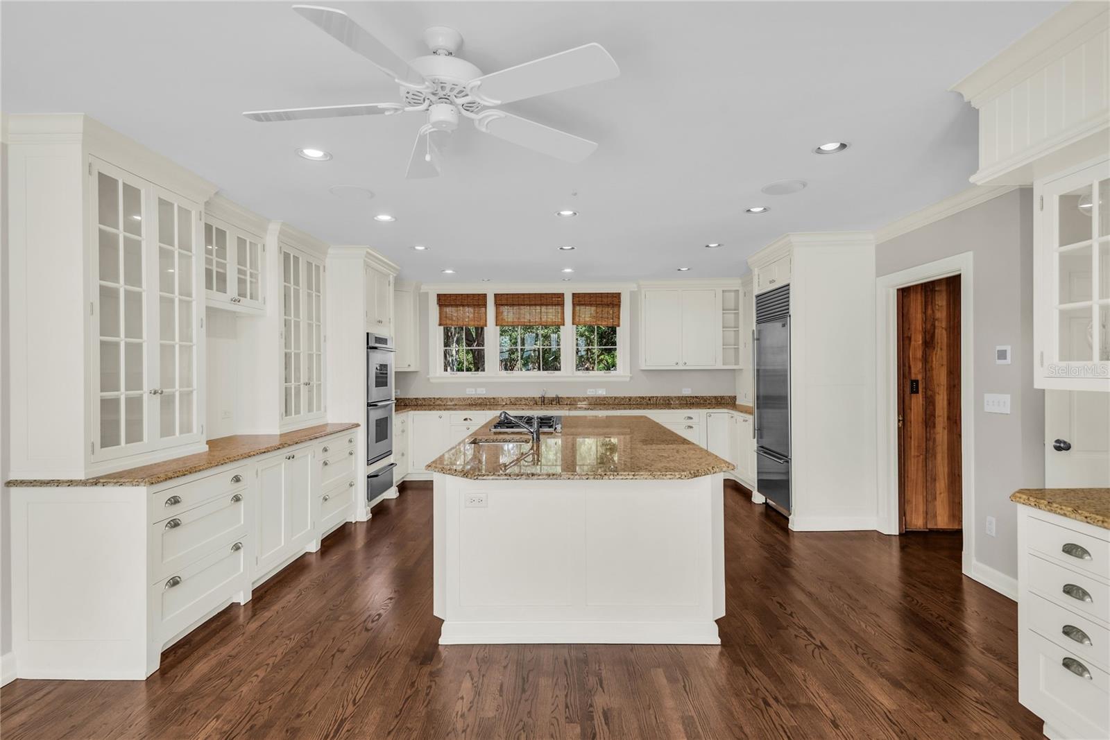 TUXEDO ESTATES - Residential