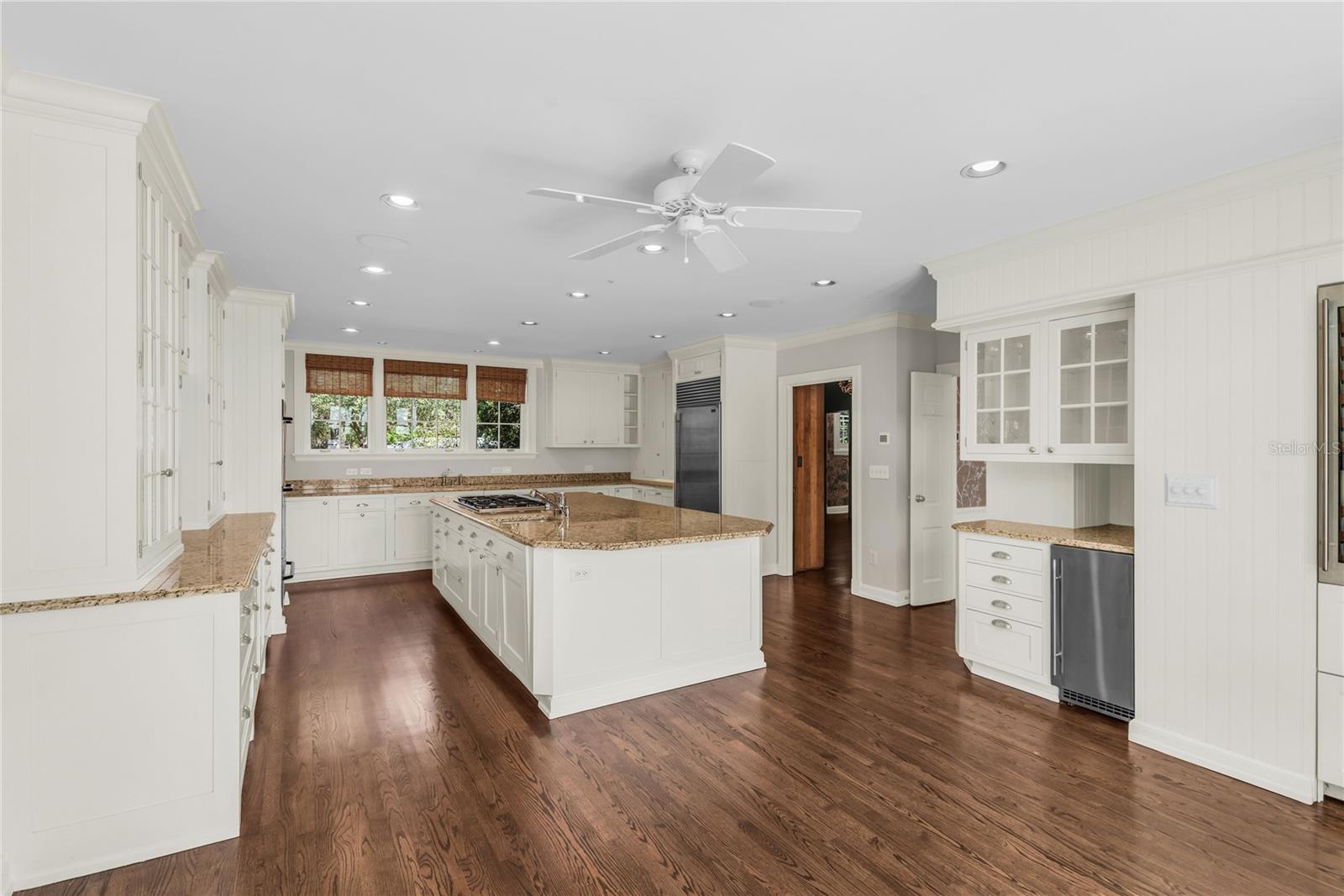 TUXEDO ESTATES - Residential