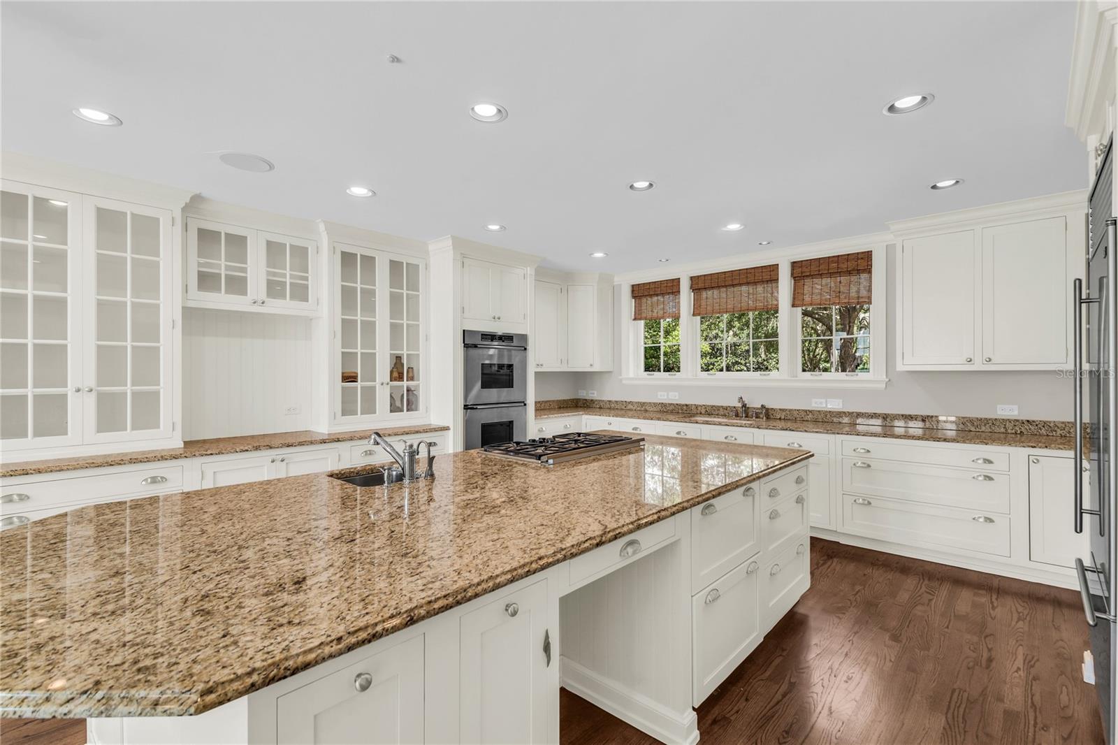 TUXEDO ESTATES - Residential
