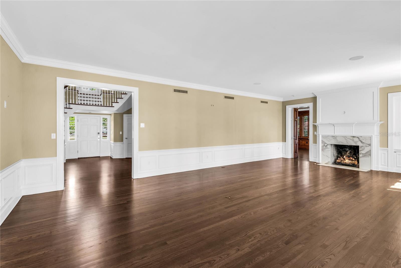 TUXEDO ESTATES - Residential