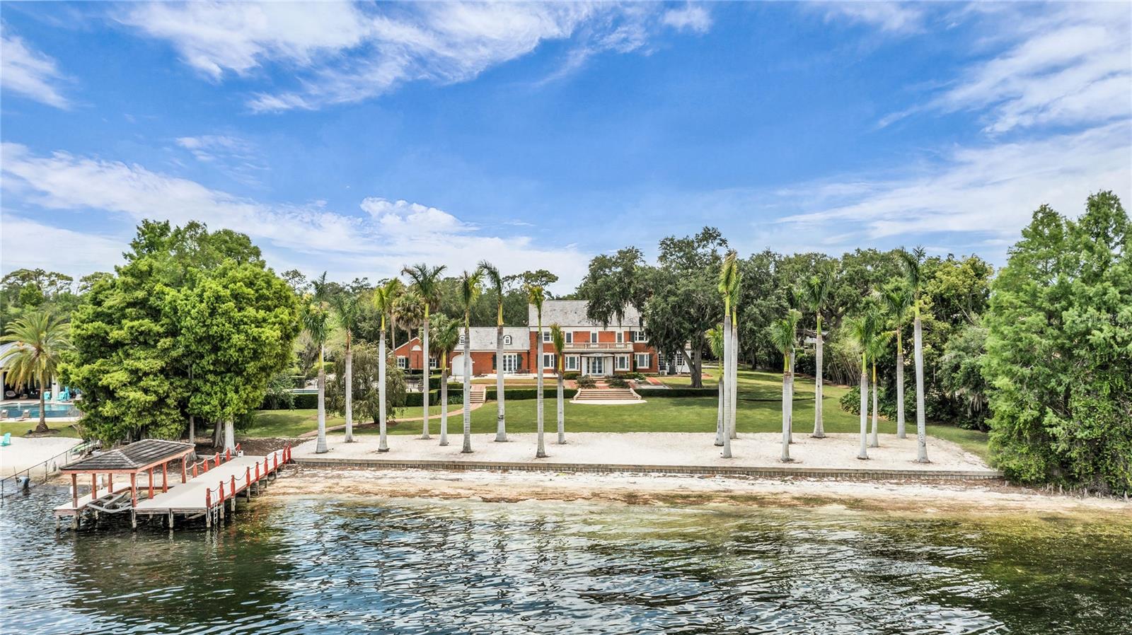 TUXEDO ESTATES - Residential