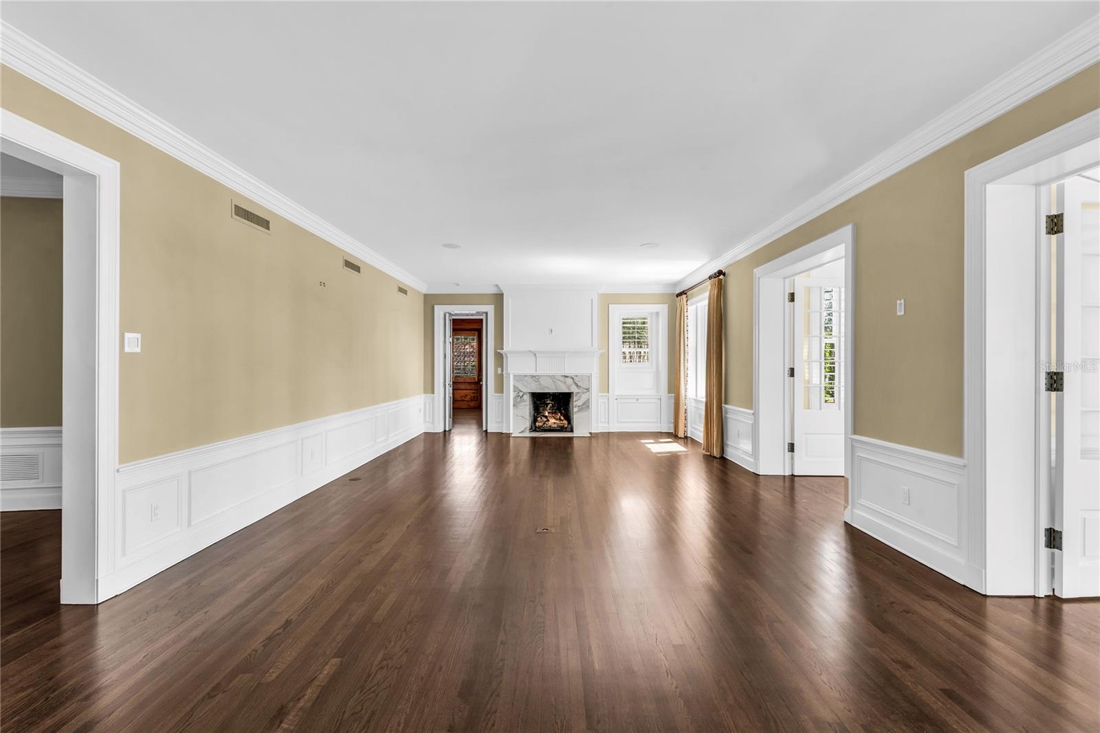 TUXEDO ESTATES - Residential