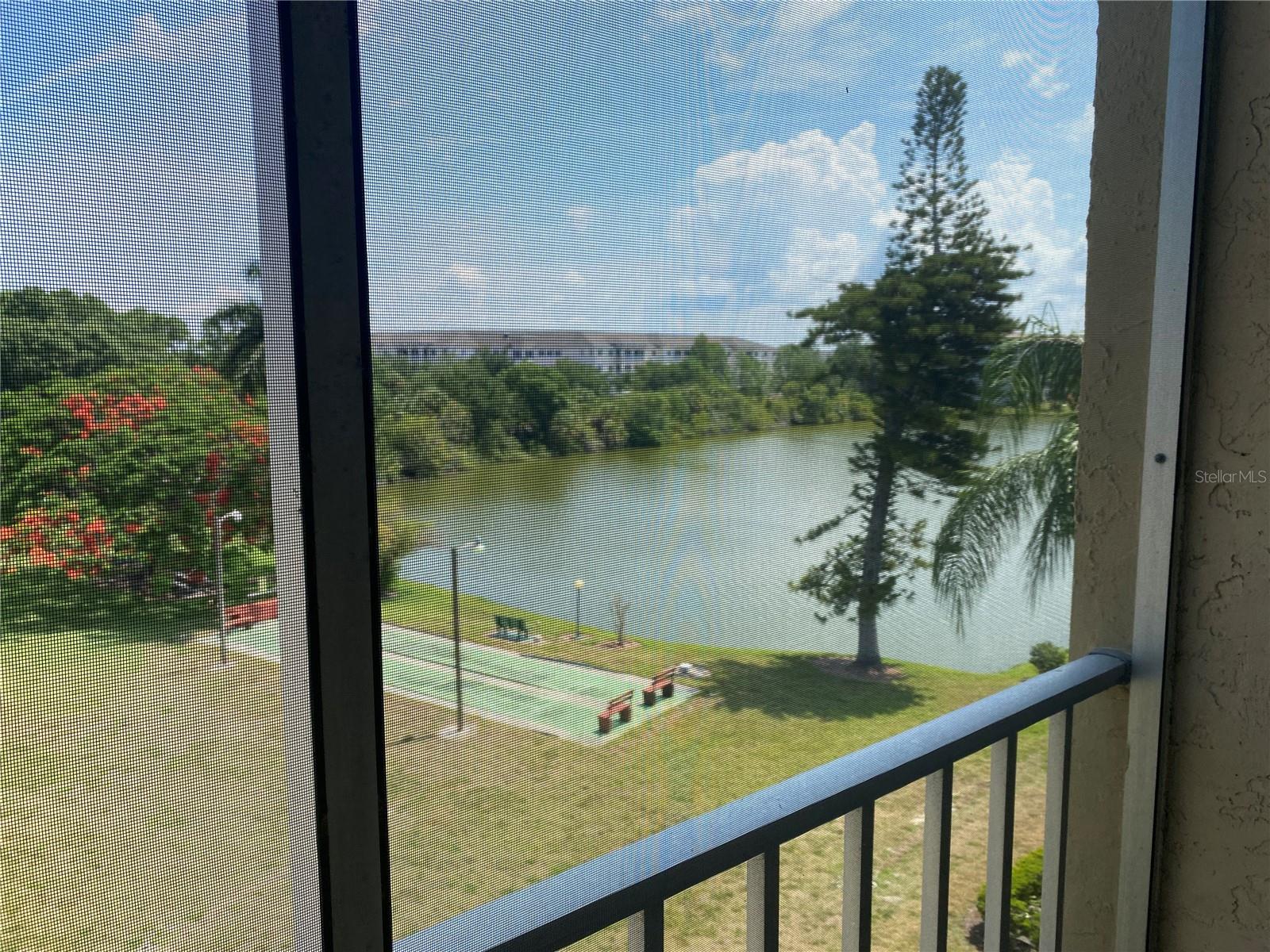 BAYSHORE ON THE LAKE CONDO APTS - Residential