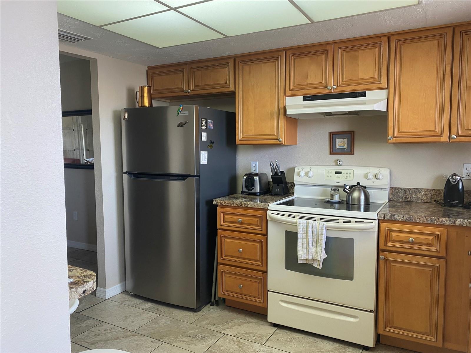 BAYSHORE ON THE LAKE CONDO APTS - Residential