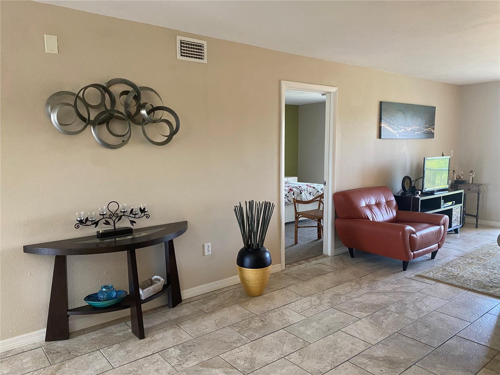 BAYSHORE ON THE LAKE CONDO APTS - Residential