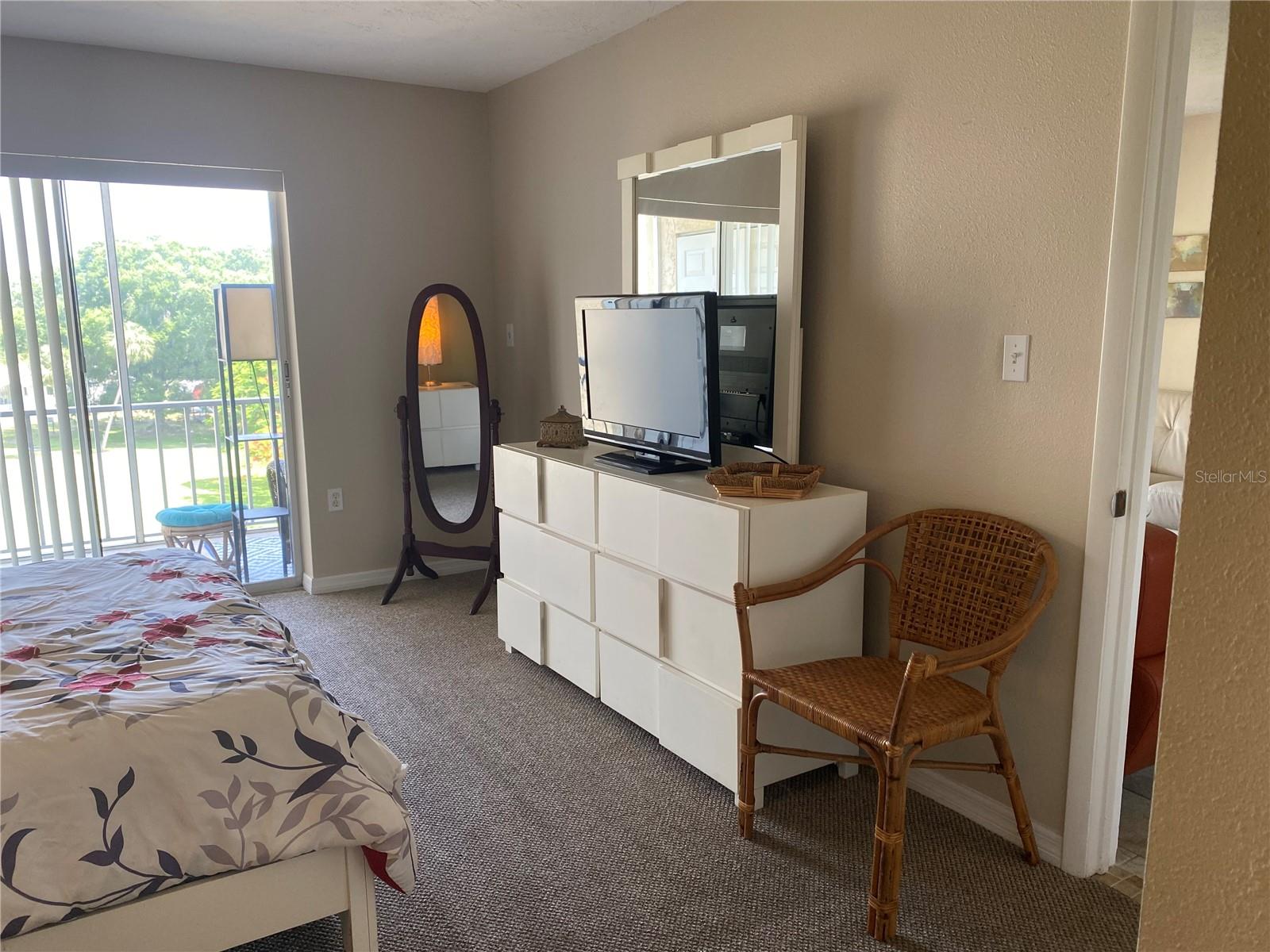 BAYSHORE ON THE LAKE CONDO APTS - Residential