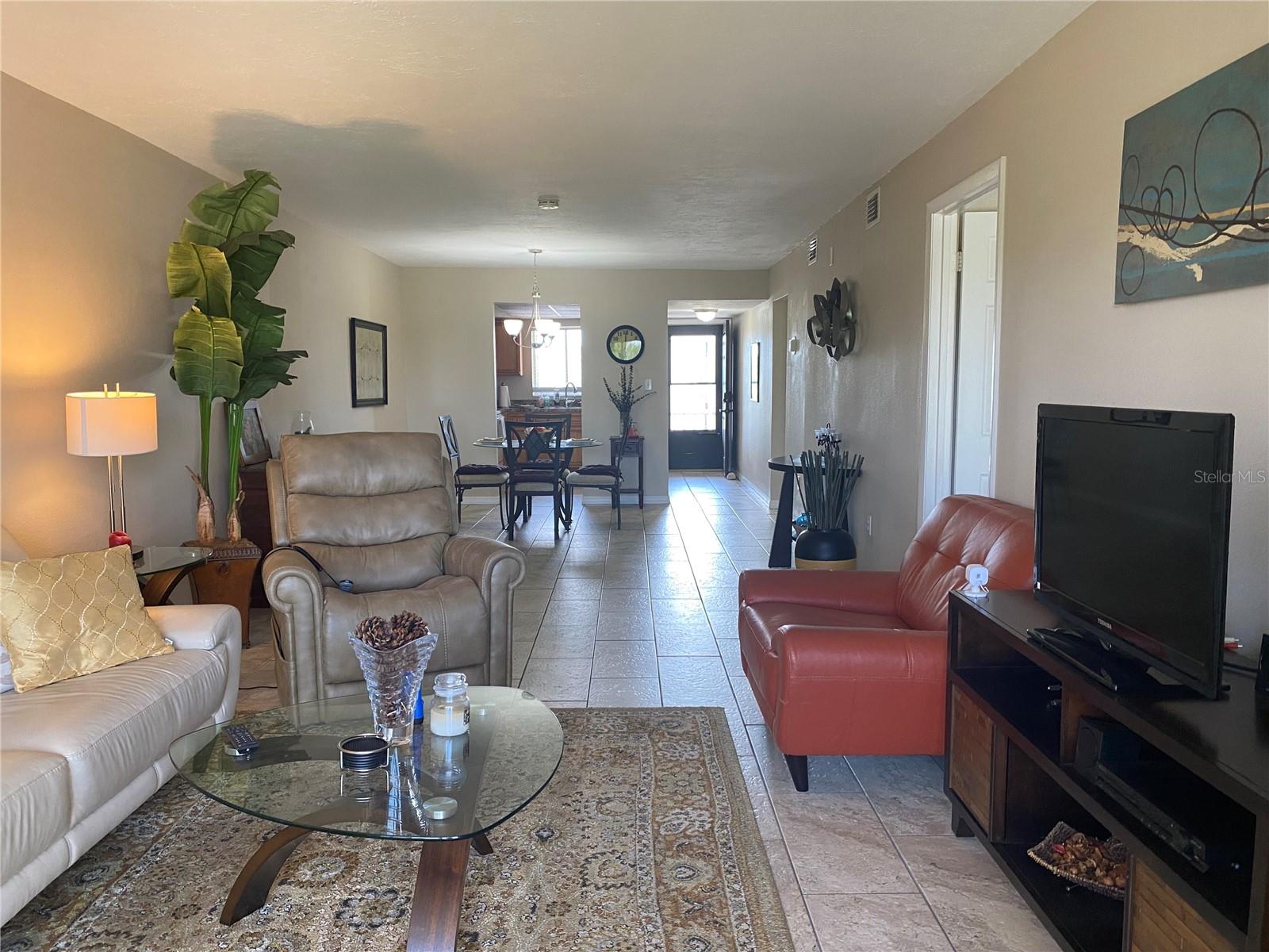 BAYSHORE ON THE LAKE CONDO APTS - Residential