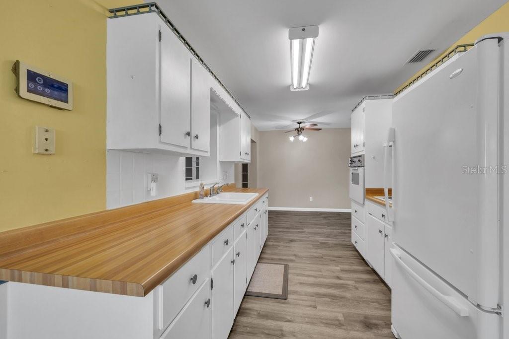 BRANDON GROVE ESTATES UNIT 1 - Residential