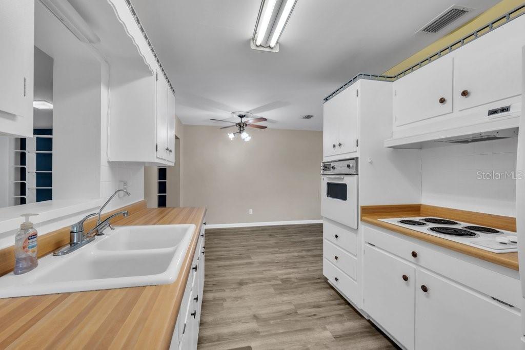 BRANDON GROVE ESTATES UNIT 1 - Residential