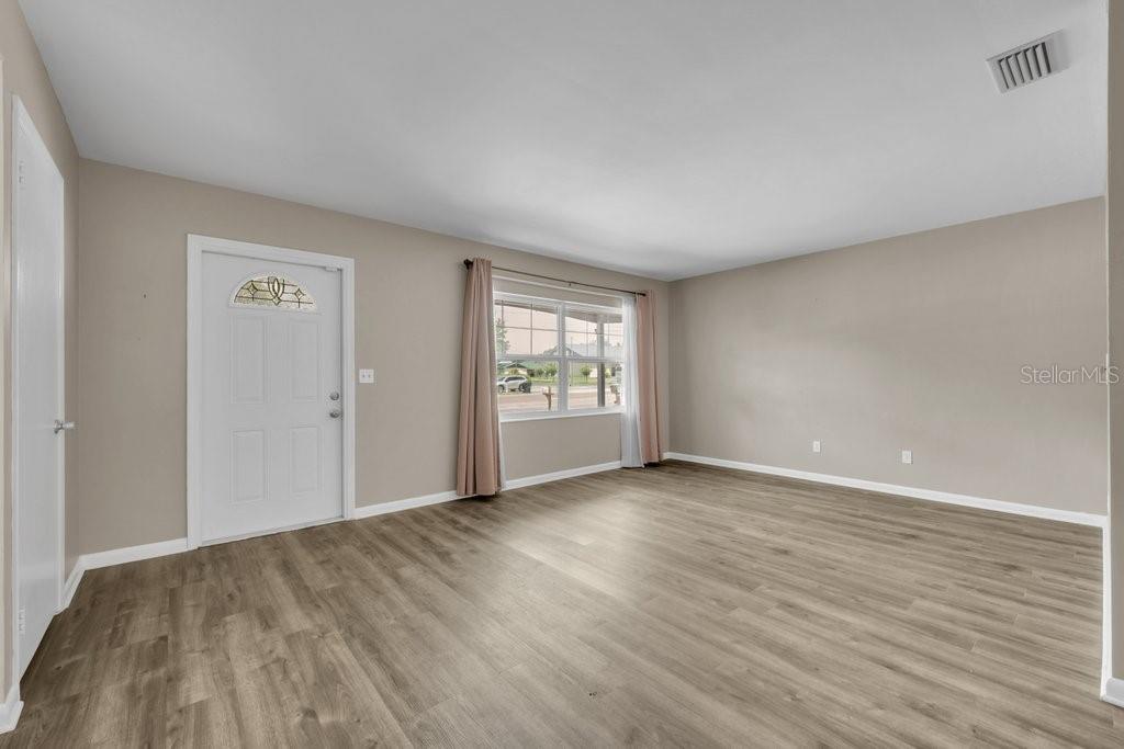 BRANDON GROVE ESTATES UNIT 1 - Residential