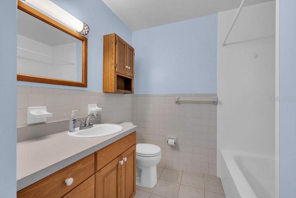 BRANDON GROVE ESTATES UNIT 1 - Residential